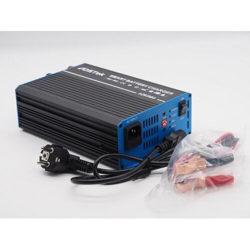 P5290106-500x500 30A Caricabatterie 220-230V - 12V - immagine 1